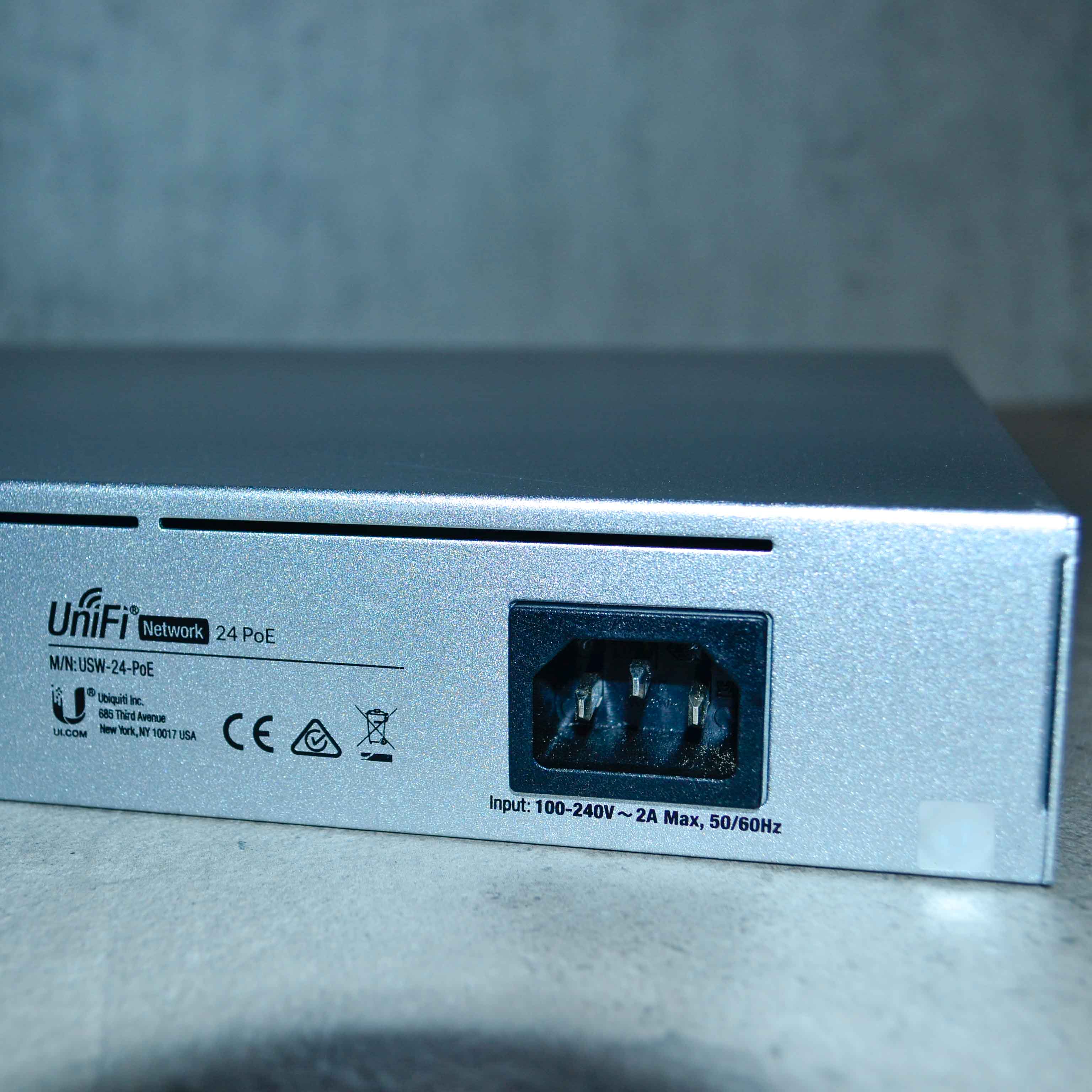 UniFi Switch 24 PoE, USW-24-POE